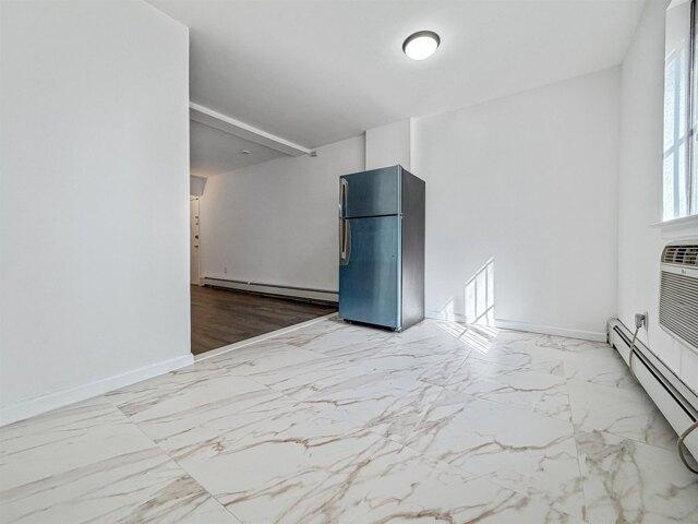 Condo for sale in Hudson, New Jersey