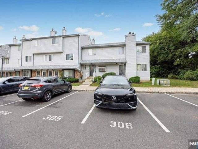 Condo for sale in Union, Union County