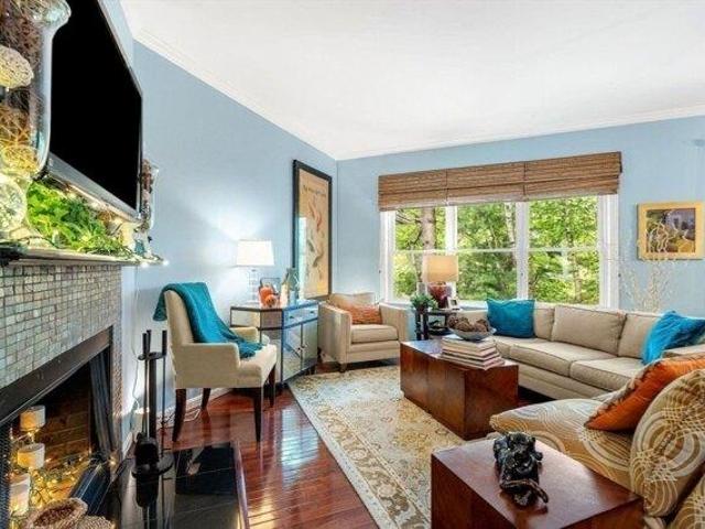 Condo for sale in Waltham, Massachusetts