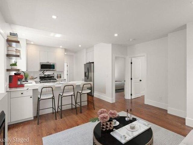 Condo for sale in Waltham, Massachusetts