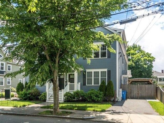 Condo for sale in Waltham, Massachusetts
