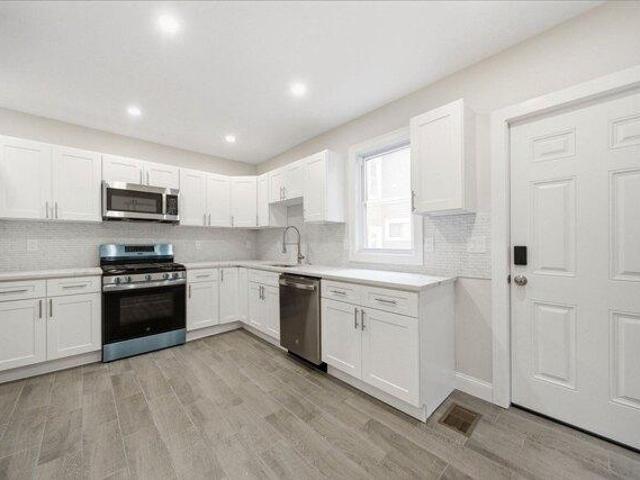 Condo for sale in Waltham, Massachusetts