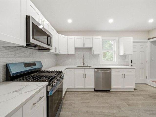 Condo for sale in Waltham, Massachusetts