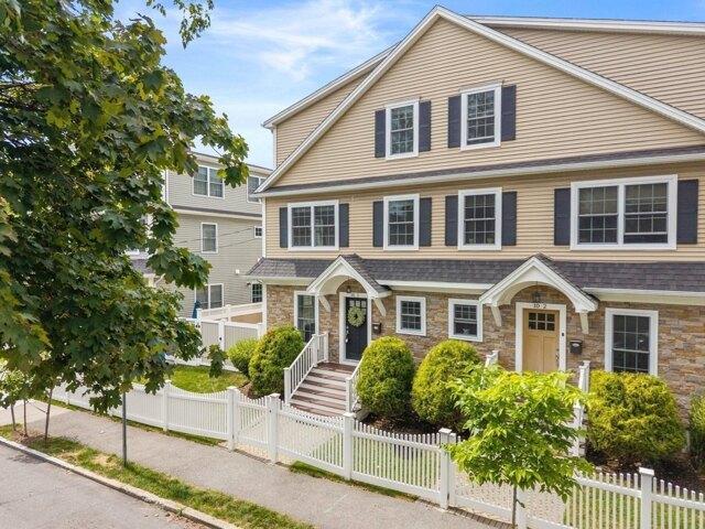 Condo for sale in The Bleachery, Waltham