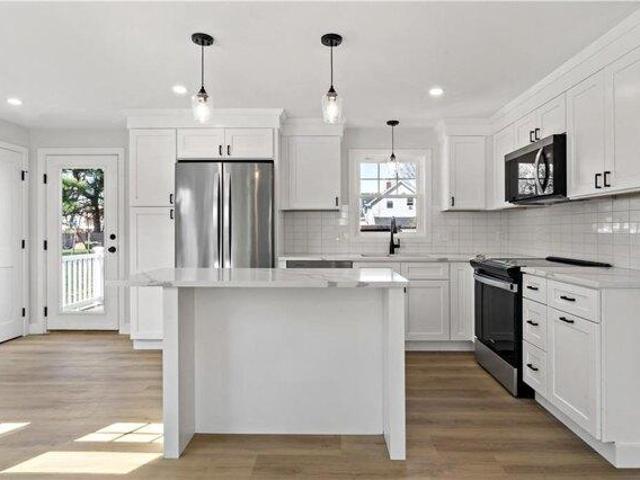 Condo for sale in Warren, Rhode Island