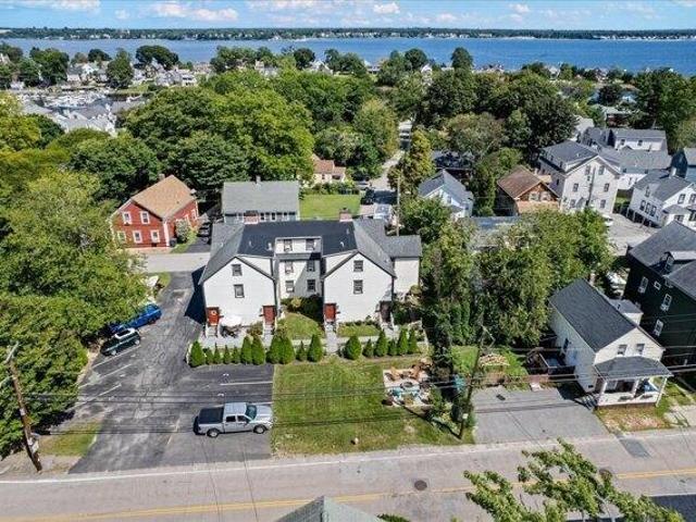 Condo for sale in Warwick, Kent County