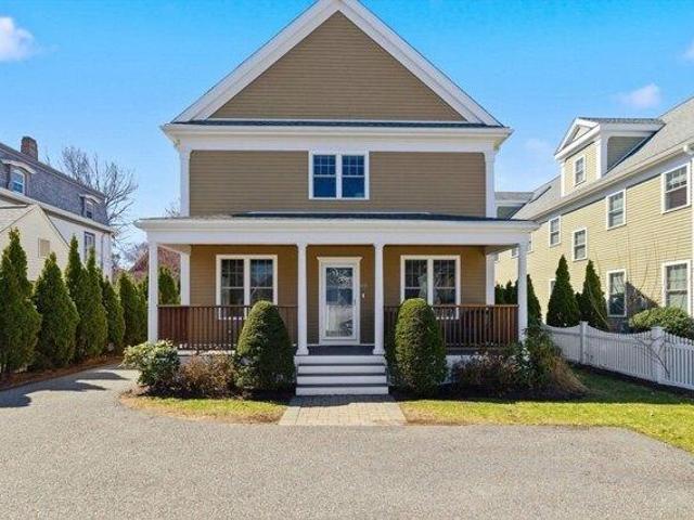Condo for sale in Auburndale, Massachusetts