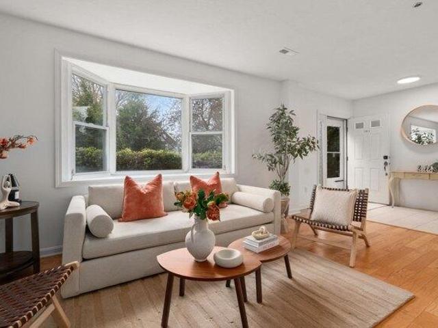 Condo for sale in Watertown, Massachusetts