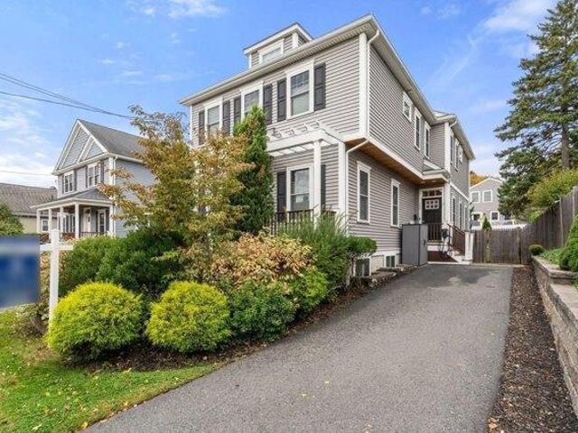 Condo for sale in Watertown, Middlesex County