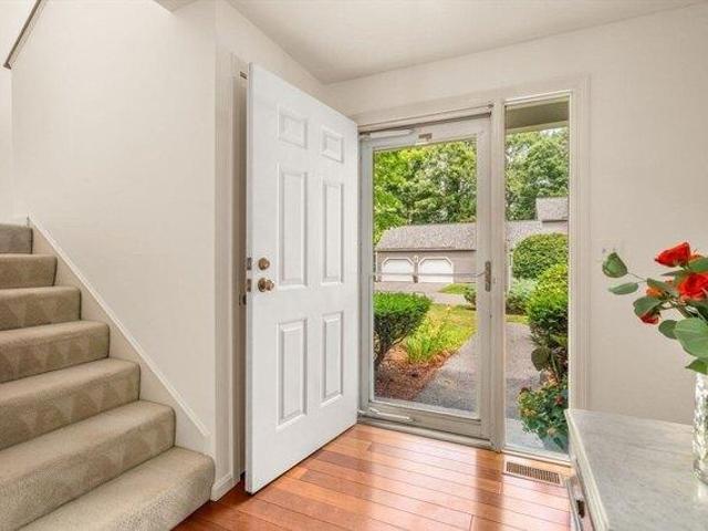 Condo for sale in Wayland, Massachusetts