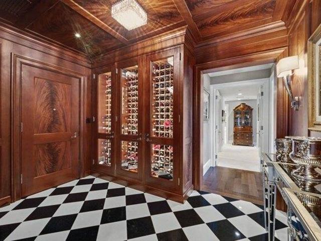 Condo for sale in Wellesley, Norfolk County