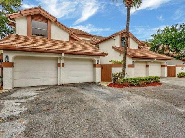 Condo for sale in Wellington