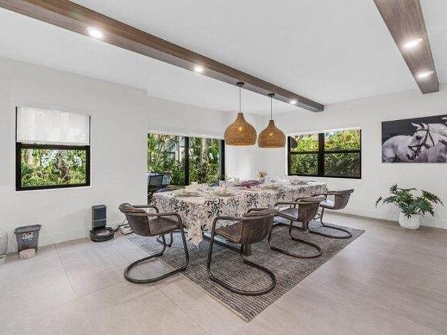 Condo for sale in Wellington