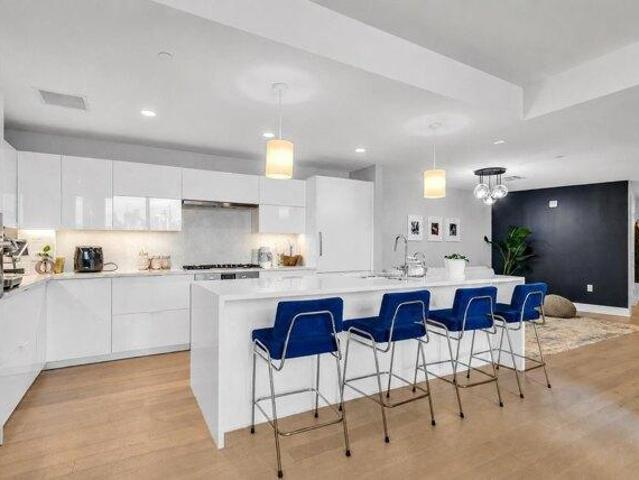 Condo for sale in Hudson, New Jersey