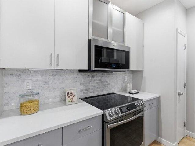 Condo for sale in Hudson, New Jersey
