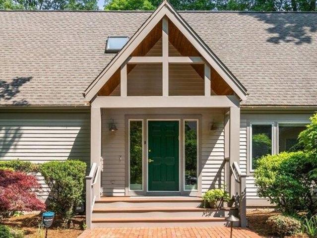 Condo for sale in Weston, Massachusetts