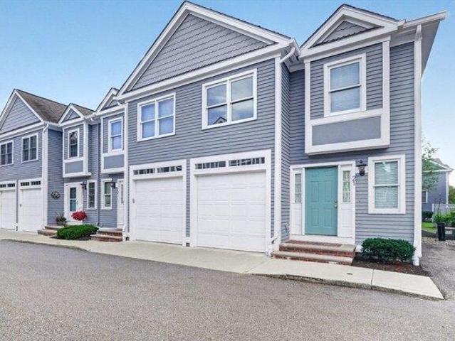 Condo for sale in Woburn, Massachusetts