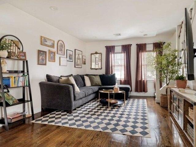 Condo for sale in Woburn, Massachusetts