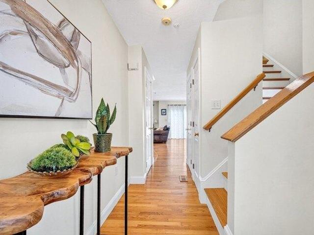 Condo for sale in Woburn, Massachusetts