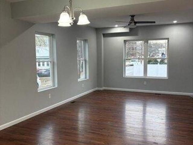 Condo for sale in Woonsocket, Rhode Island