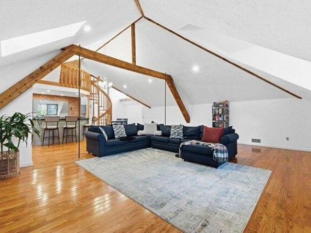 Condo for sale in Worcester, Massachusetts