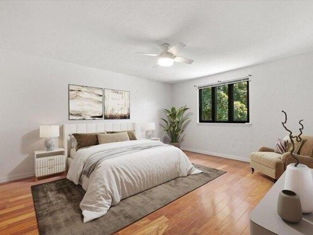 Condo for sale in Worcester, Massachusetts