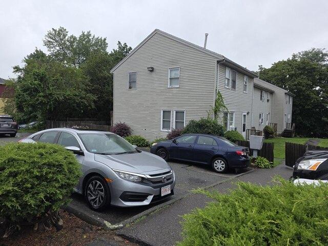 Condo for sale in Worcester, Massachusetts