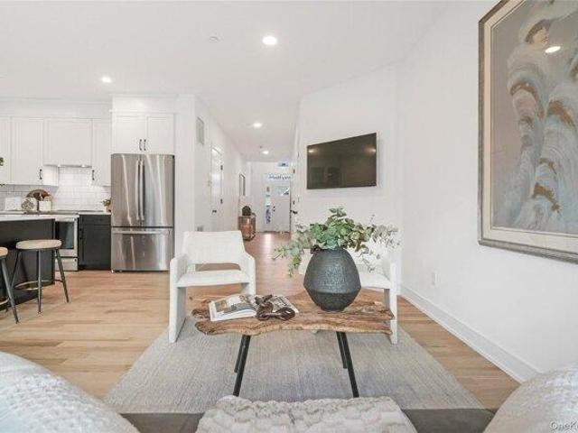 Condo for sale in Cortlandt Manor, New York