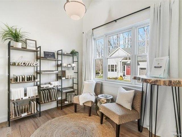 Condo for sale in Cortlandt Manor, New York