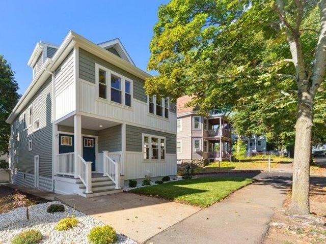Condo for sale in Arlington, Massachusetts