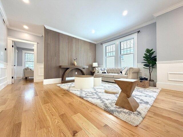 Condo for sale in Orvis Road Historic District, Arlington