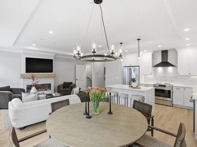 Condo for sale in Bedford, Massachusetts