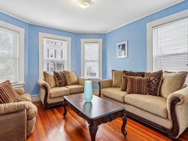Condo for sale in Beverly, Massachusetts