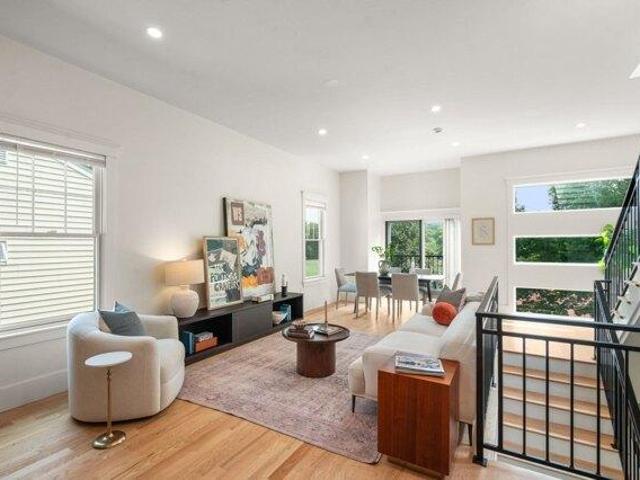 Condo for sale in Pill Hill, Brookline