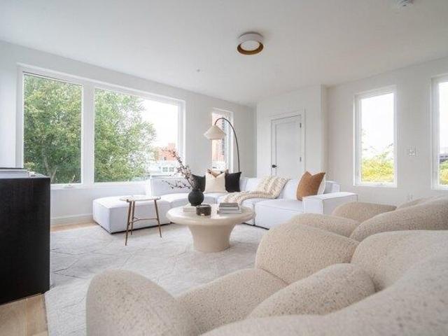 Condo for sale in Cambridge, Middlesex County