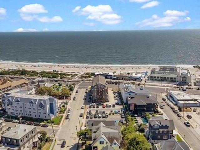 Condo for sale in Cape May, New Jersey
