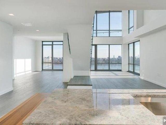 Condo for sale in Cliffside Park, New Jersey