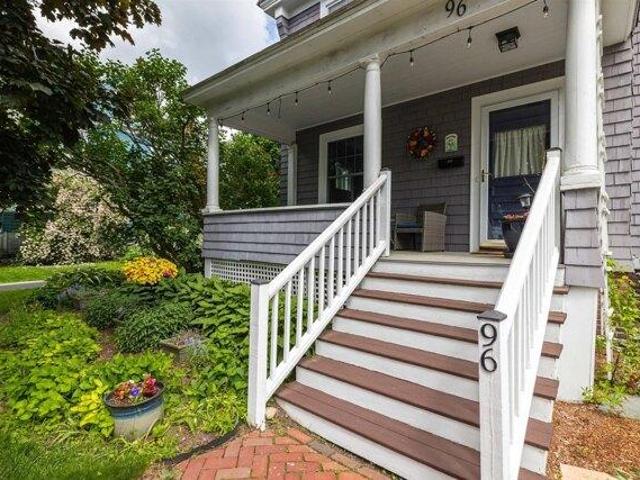 Condo for sale in New Hampshire