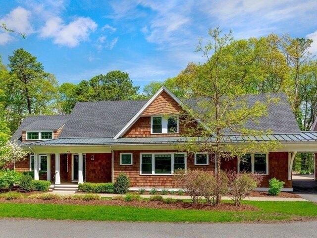 Condo for sale in Dedham, Massachusetts