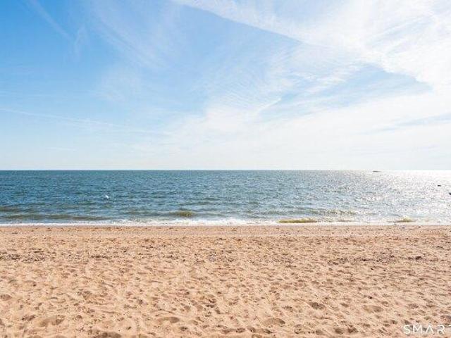 Condo for sale in East Haven, Connecticut