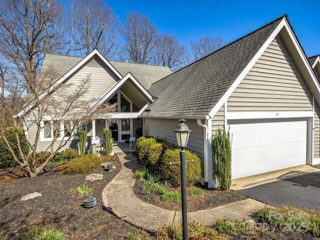 Condo for sale in Flat Rock