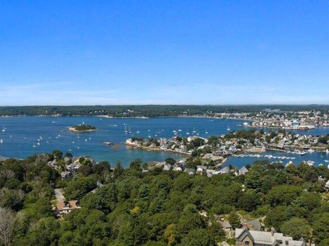 Condo for sale in Rocky Neck, Gloucester