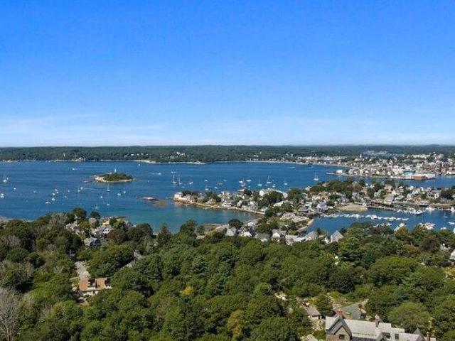 Condo for sale in Rocky Neck, Gloucester