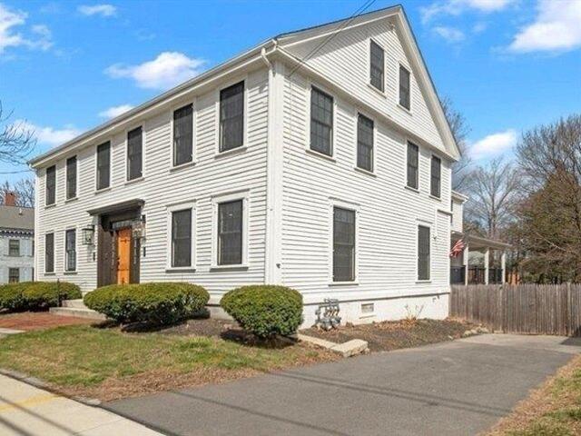Condo for sale in Haverhill