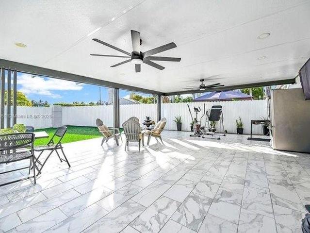 Condo for sale in Hialeah, Florida