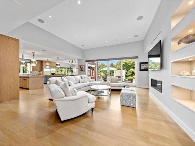 Condo for sale in Tuttleville, Hingham
