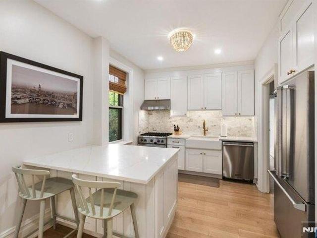 Condo for sale in Uptown, Hoboken