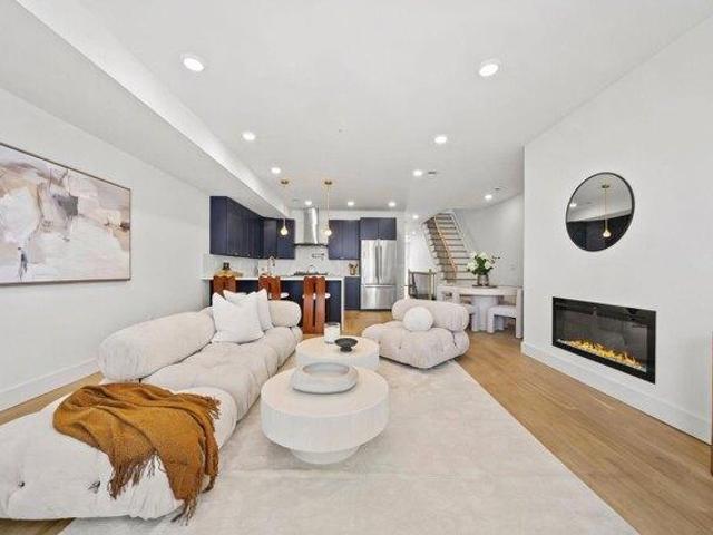 Condo for sale in Hudson, New Jersey