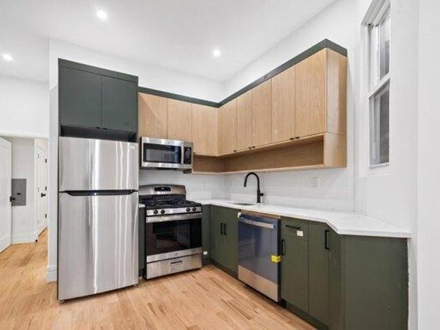 Condo for sale in Hudson, New Jersey