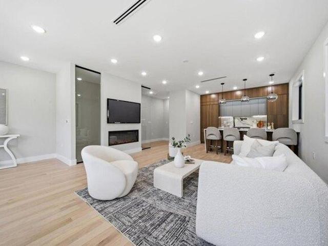 Condo for sale in Hudson, New Jersey